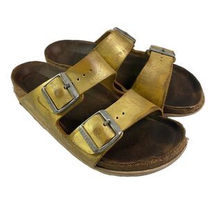 Birkenstock Arizona Gold Sandals 38 Womens 7 has some wear‎